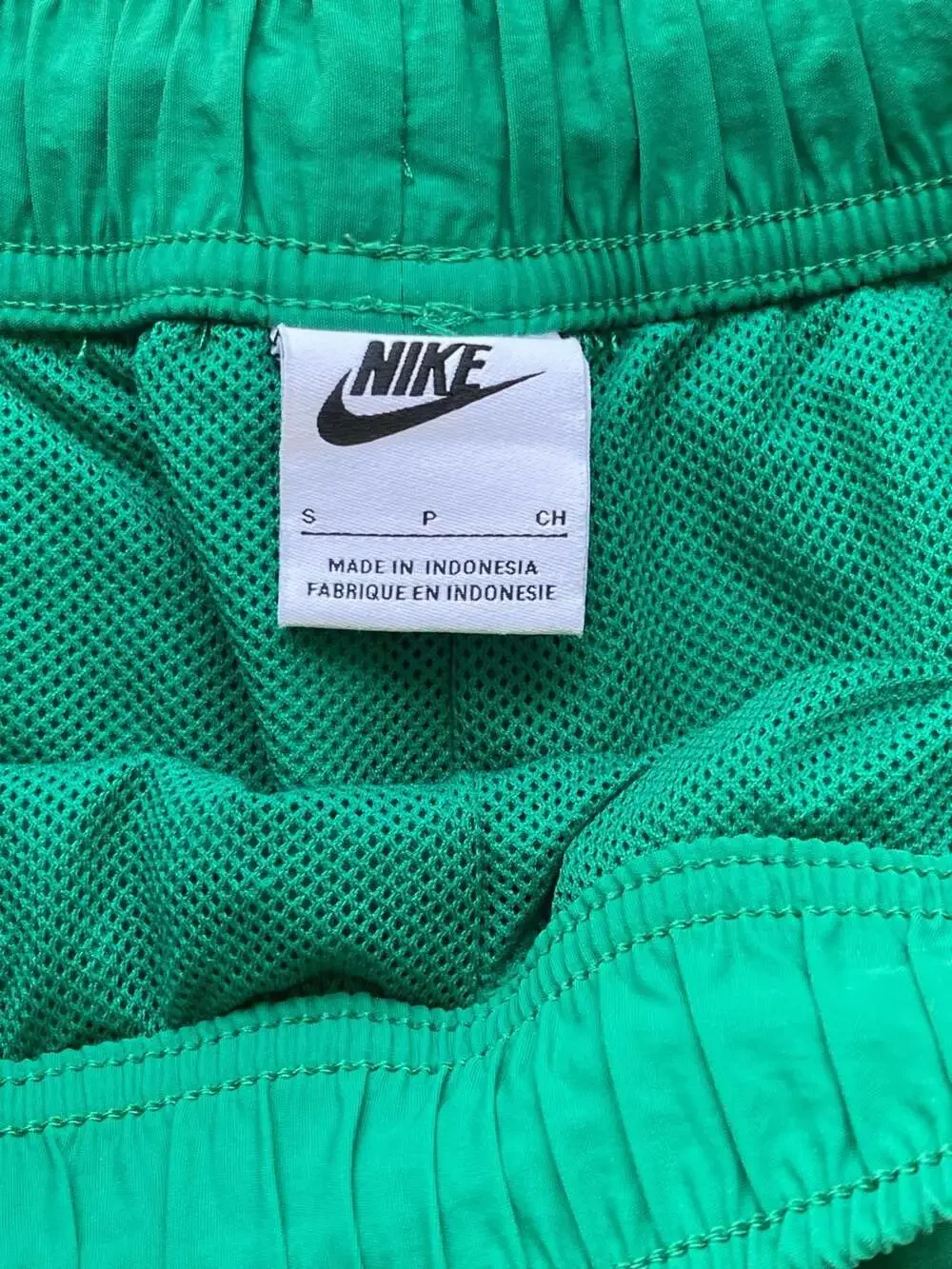 Nike Club Flow Shorts Green Malachite White